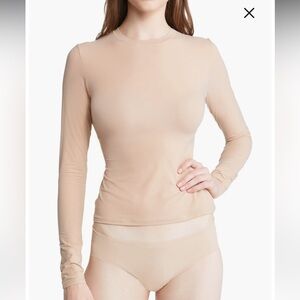Skims NEW fits everybody long sleeve crewneck Bodysuit